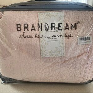 ANDREA FENZI Pink Quilted Bedding